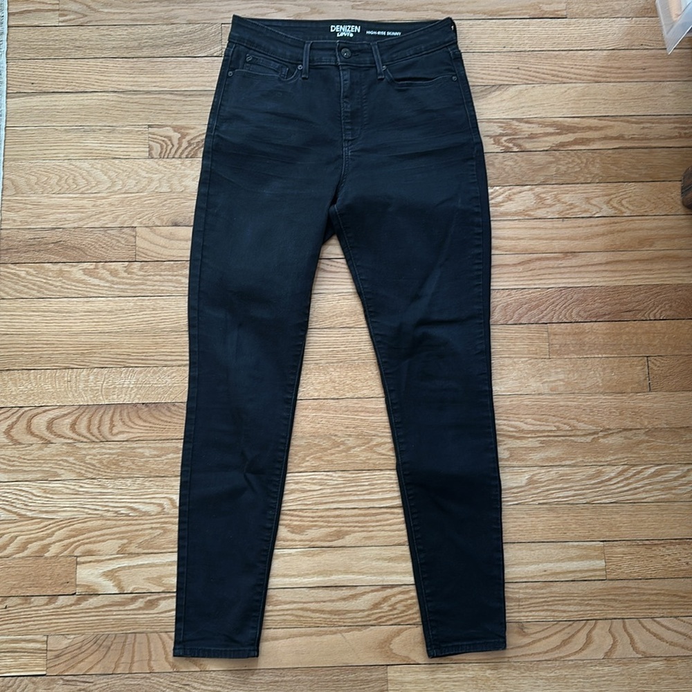 Levi’s ladies Denizen high rise skinny jeans